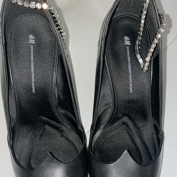 New H&M black Rhinestone Chain-detail Pumps size 38 - Picture 11 of 11
